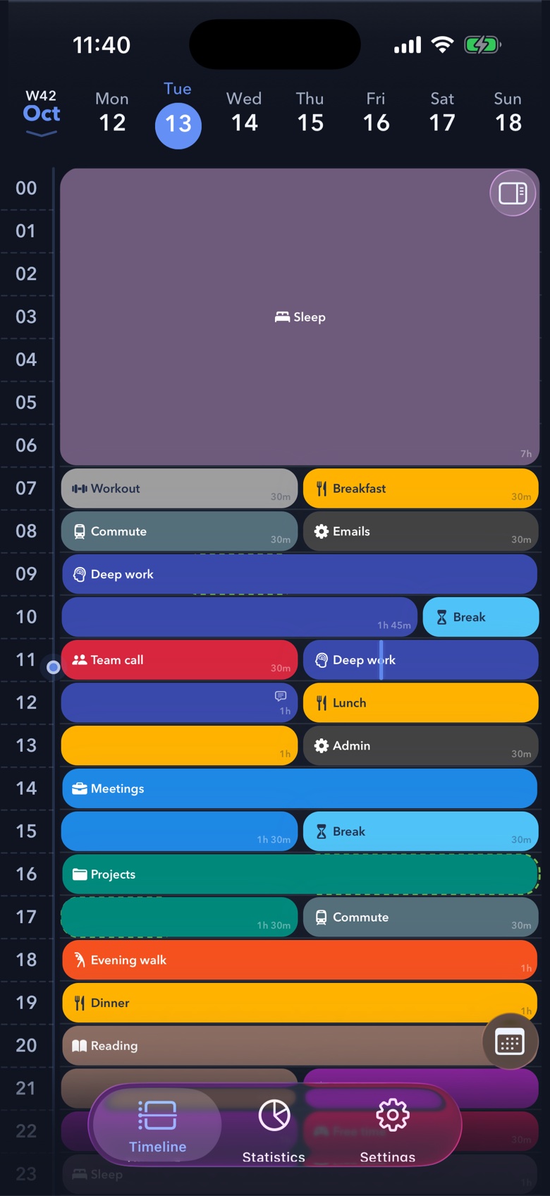 24 Block day view in dark mode
